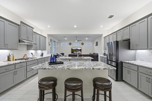 3709 Pin Oak Hls, Seguin, TX, 78155-3796 | Card Image