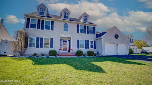 53 Crater Lake Rd, Howell, NJ, 07731-9010 | Card Image