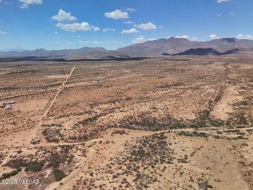 143-0 E Indian Trail Trail, Willcox, AZ, 85643 | Card Image