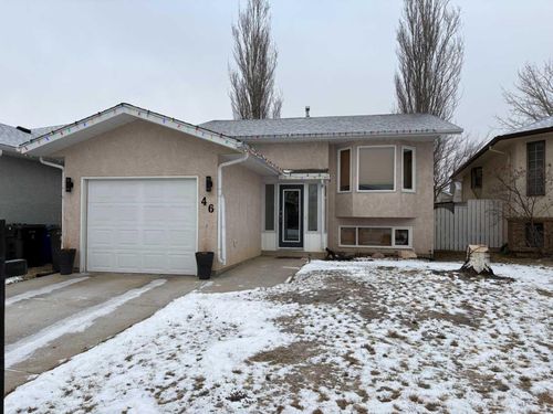 46 Heritage Cres W, Lethbridge, AB, T1K6X2 | Card Image