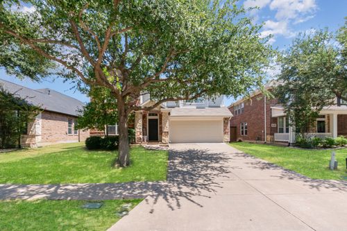 8646 Robertson Dr, Frisco, TX, 75036-8292 | Card Image