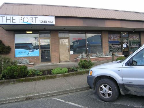 {{alt}} | Card Image