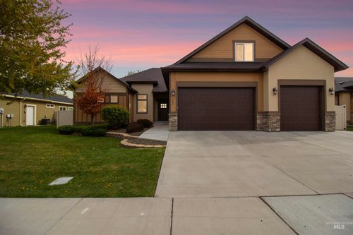 525 Shadetree Trl, Twin Falls, ID, 83301-2912 | Card Image