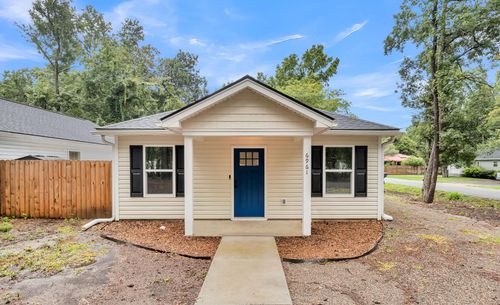 6961 Raymond Ave, North Charleston, SC, 29406-4513 | Card Image