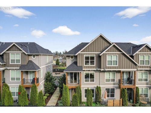 464 Ne 3rd Ave, Canby, OR, 97013-3718 | Card Image