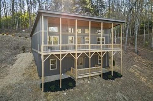 324 Golden Eagle Dr, Murphy, NC, 28906 | Card Image