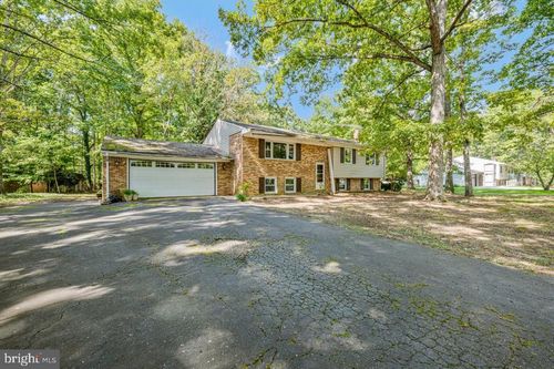 3663 Brookwood Dr, WHITE PLAINS, MD, 20695-2935 | Card Image