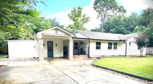 123 Urbana Drive, Lafayette, LA, 70506 | Card Image
