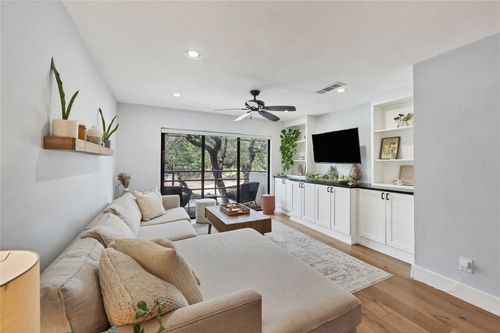 221-2605 Enfield Rd, Austin, TX, 78703-3767 | Card Image