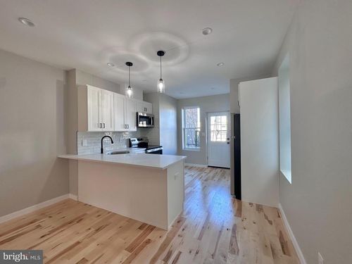 a-2821 E Girard Ave, PHILADELPHIA, PA, 19130 | Card Image