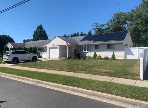 398 Harrison Ave, Massapequa, NY, 11758-6409 | Card Image