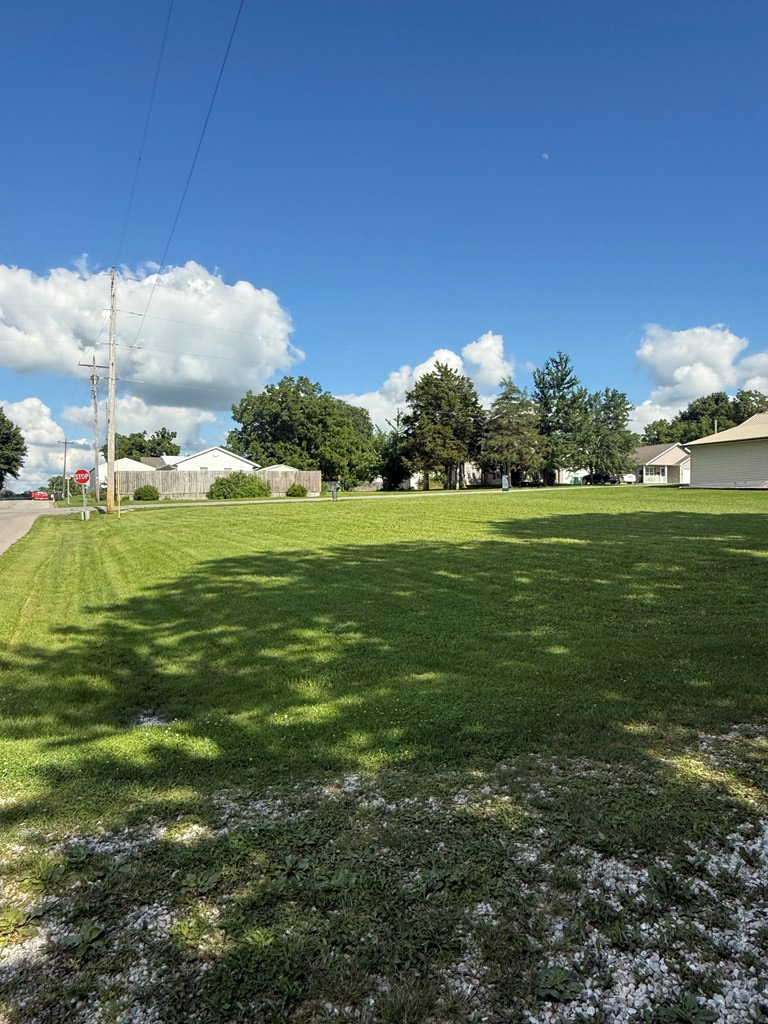 Land in Kirksville 4