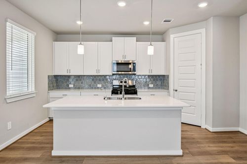 1134 Cedar St, Fresno, TX, 77545 | Card Image