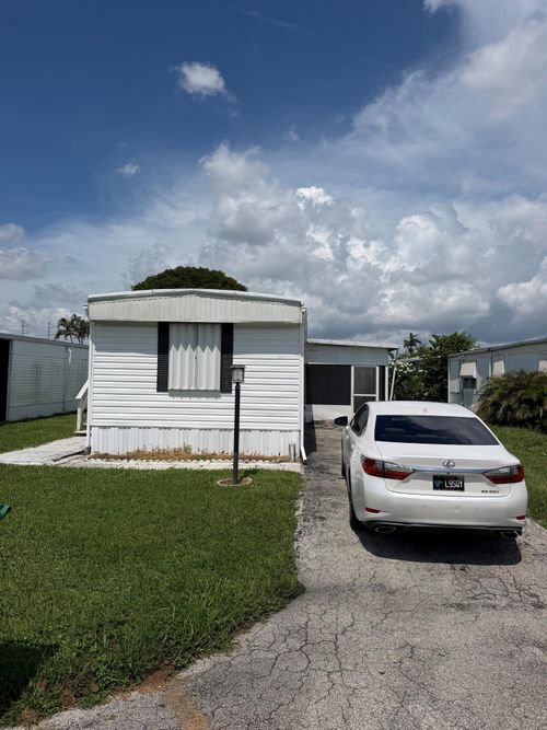 5251 Sw 22nd Avenue, Dania Beach, FL, 33312 | Card Image