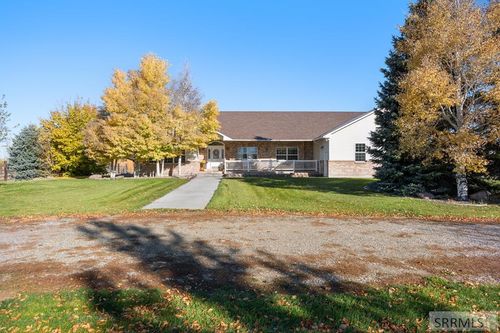 4913 E 49th N, Idaho Falls, ID, 83401-5785 | Card Image