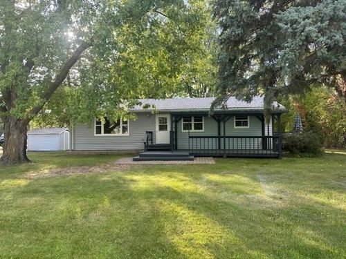 328 S 3rd Avenue, Lake Bronson, MN, 56734 | Card Image