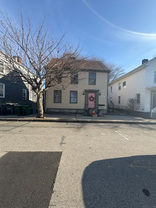 2-7 Coit St, New London, CT, 06320-5903 | Card Image