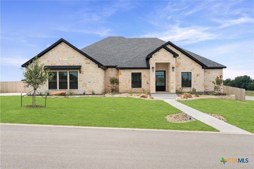 302 Rodeo Rd, Salado, TX, 76571-2252 | Card Image