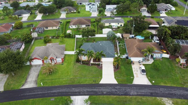 3218 Sw Crumpacker St, House other with 3 bedrooms, 2 bathrooms and null parking in Port Saint Lucie FL | Image 47