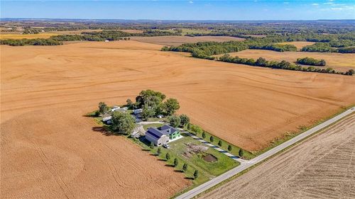 1411 S Hudnall Rd, Oak Grove, MO, 64075-7104 | Card Image