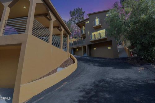 1944 Seminole Dr, Agoura Hills, CA, 91301 | Card Image