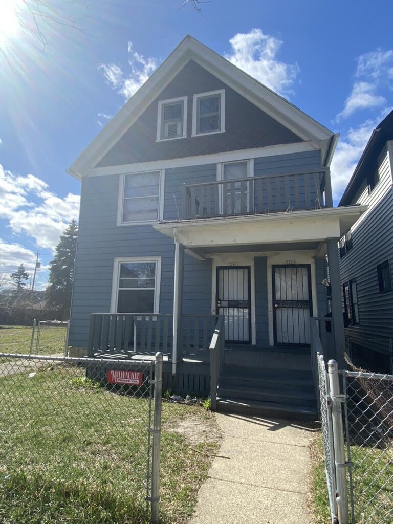 26th St, Milwaukee, WI 53206