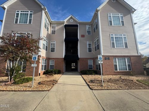 101-2511 Huntscroft Ln, Raleigh, NC, 27617-8638 | Card Image