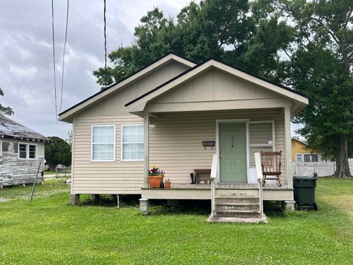 1128 Schley St, Houma, LA, 70360-6454 | Card Image