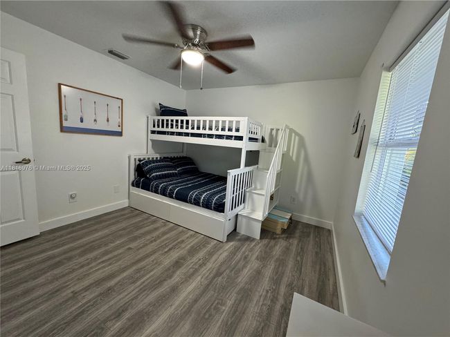 107 Paddock St, House other with 3 bedrooms, 2 bathrooms and null parking in Sebastian FL | Image 37