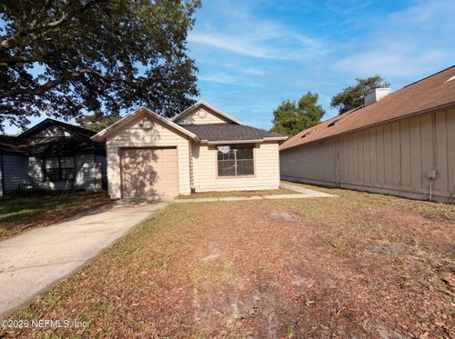 2512 Townsquare Dr, Jacksonville, FL, 32216-3393 | Card Image
