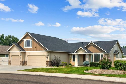 9758 W Penhurst Dr, Star, ID, 83669-5663 | Card Image