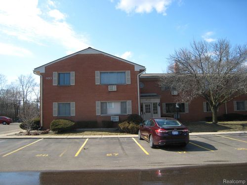 unit-207-803 Plate St, Rochester, MI, 48307-1652 | Card Image