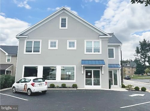 32 W King St, MALVERN, PA, 19355-2493 | Card Image