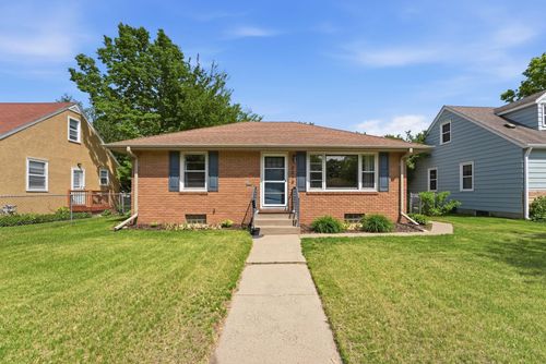 5012 Russell Ave N, Minneapolis, MN, 55430-3336 | Card Image
