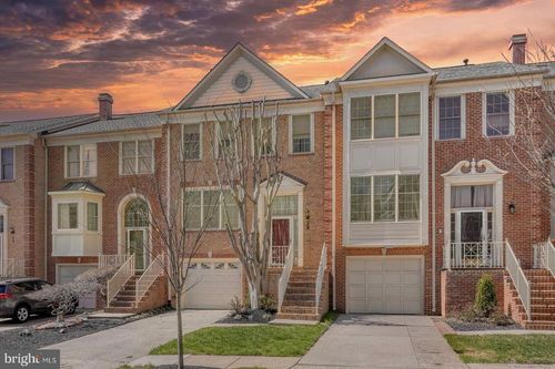 28 Sterling Ct, ROCKVILLE, MD, 20850-4632 | Card Image