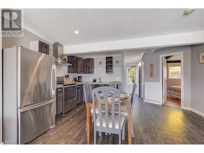 11 - 3701 Beach Ave, Home with 2 bedrooms, 2 bathrooms and 1 parking in Peachland BC | Image 19