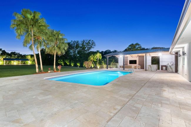 13900 Mustang Trl, House other with 5 bedrooms, 6 bathrooms and null parking in Southwest Ranches FL | Image 10
