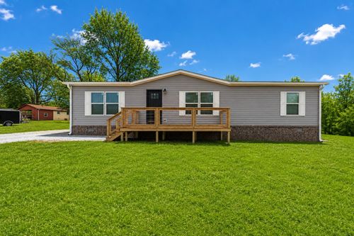 1 Old Jackson Rd, Trenton, TN, 38382-9774 | Card Image
