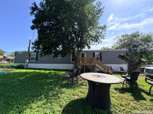 1510 Waltom Ave, Jourdanton, TX, 78026-2001 | Card Image