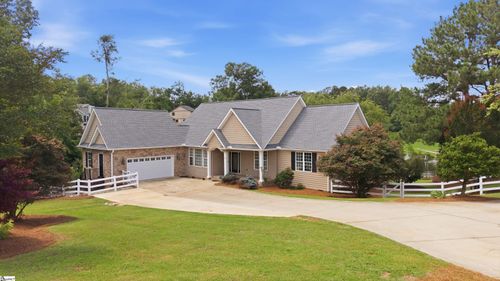 123 Bridge Point Rd, Greenwood, SC, 29649-9626 | Card Image