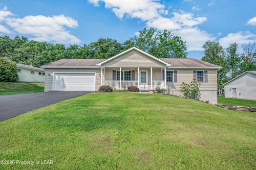 38 Lee Ave, Mountain Top, PA, 18707-1144 | Card Image