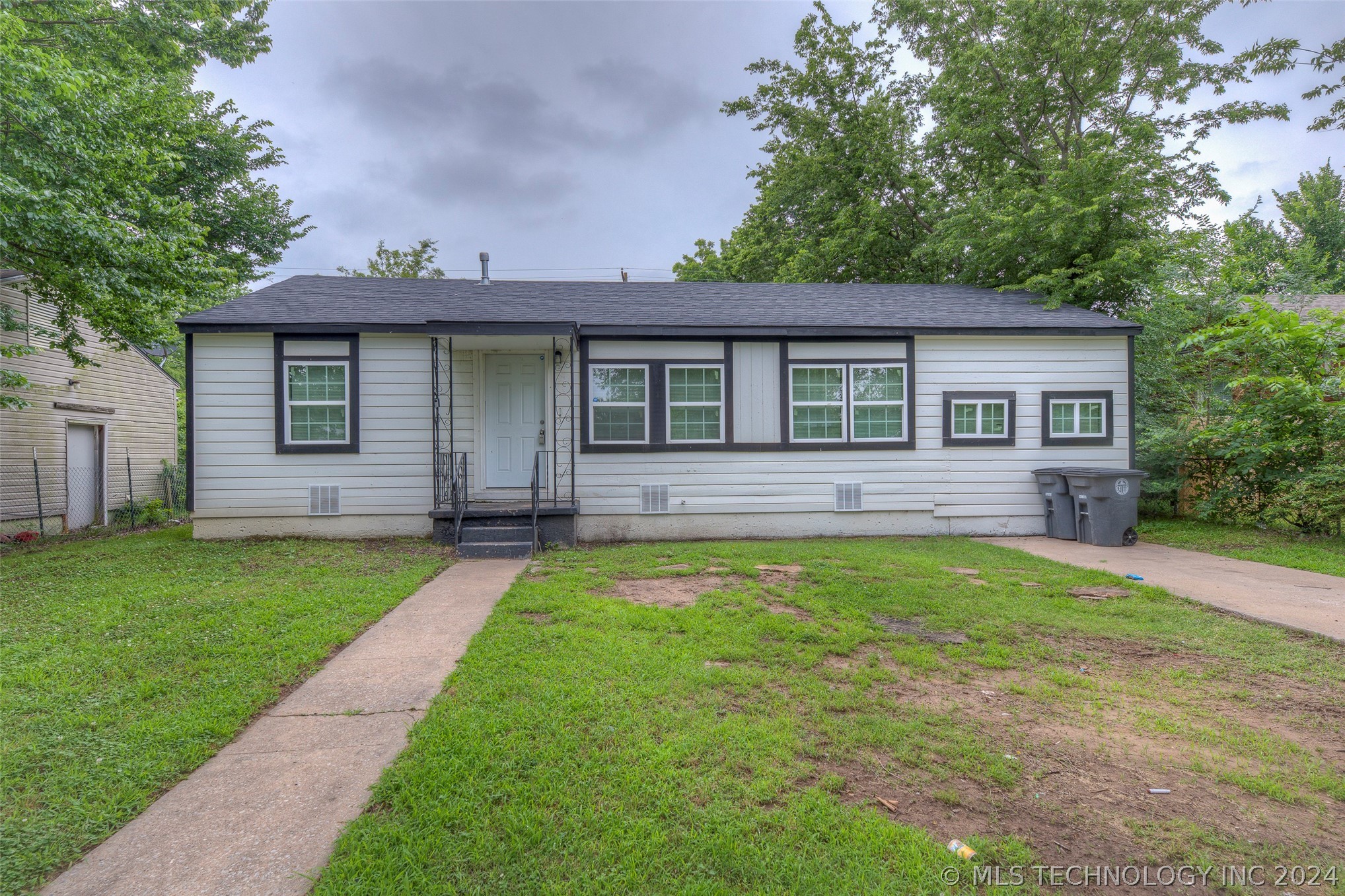 Hartford Ave, Tulsa, OK 74106