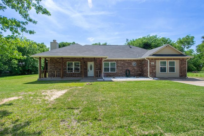 904 N Main St, House other with 3 bedrooms, 2 bathrooms and null parking in Kemp TX | Image 36
