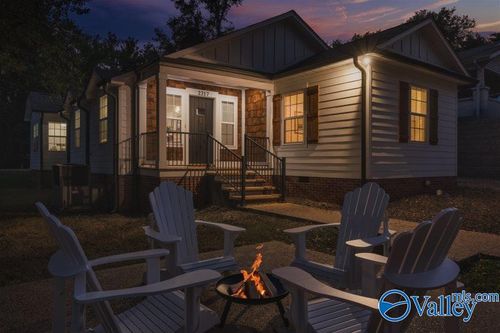 2217 Scott St, Guntersville, AL, 35976-1119 | Card Image