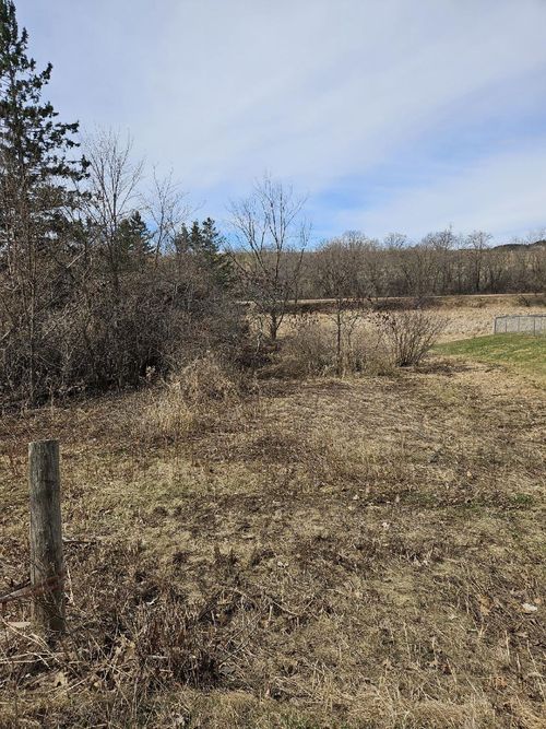 00 1st Ave, Cumberland, WI, 54829 | Card Image