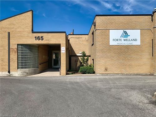 2-165 Plymouth Rd, Welland, ON, L3B3E1 | Card Image