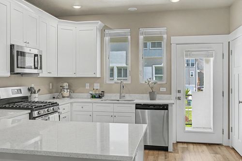 1026 S 2770 E, Spanish Fork, UT, 84660-9425 | Card Image
