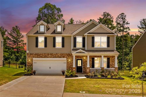121 Edgehill Ct, Troutman, NC, 28166-0189 | Card Image