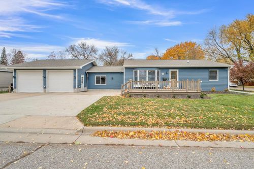 621 20th Ave N, Estherville, IA, 51334-1026 | Card Image