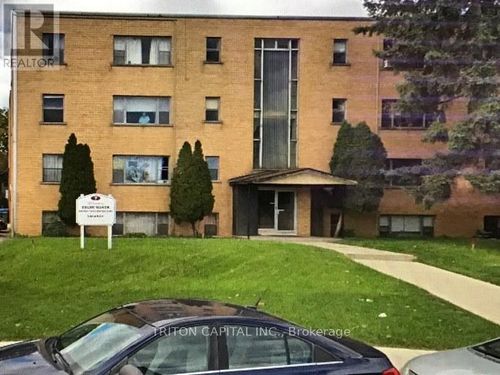 204-7 Osler Court, Hamilton (Dundas), ON, L9H4L2 | Card Image